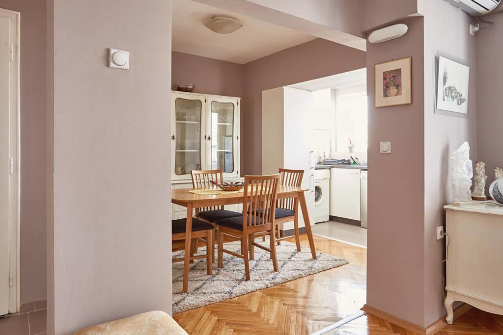סקופיה Spacious Modern Apartment In Peaceful Neighborhood מראה חיצוני תמונה